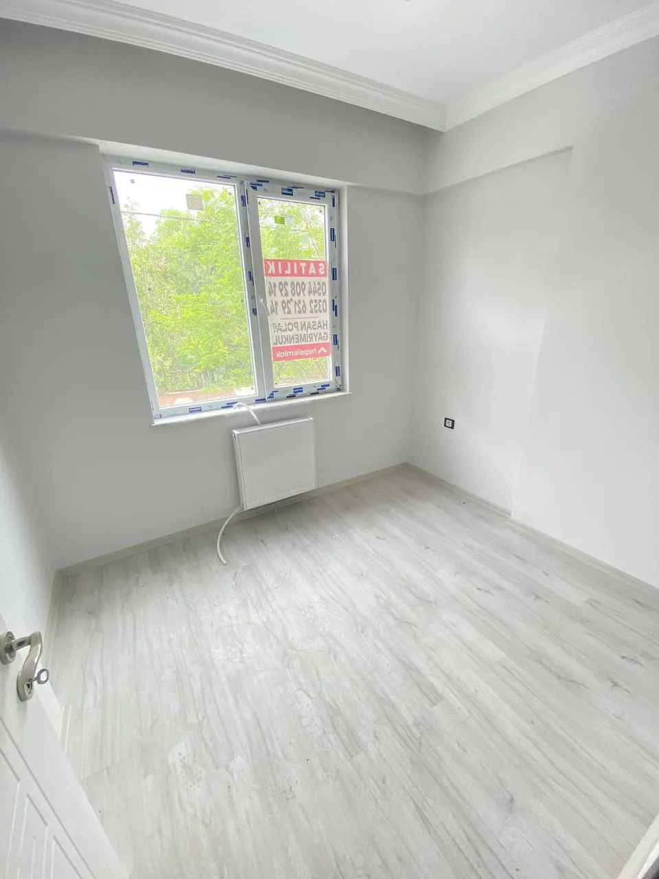 DEVELİ POLAT GAYRİMENKUL- ÇARŞI MERKEZE YAKIN KİRALIK SIFIR GENİŞ 2+1 DAİRE