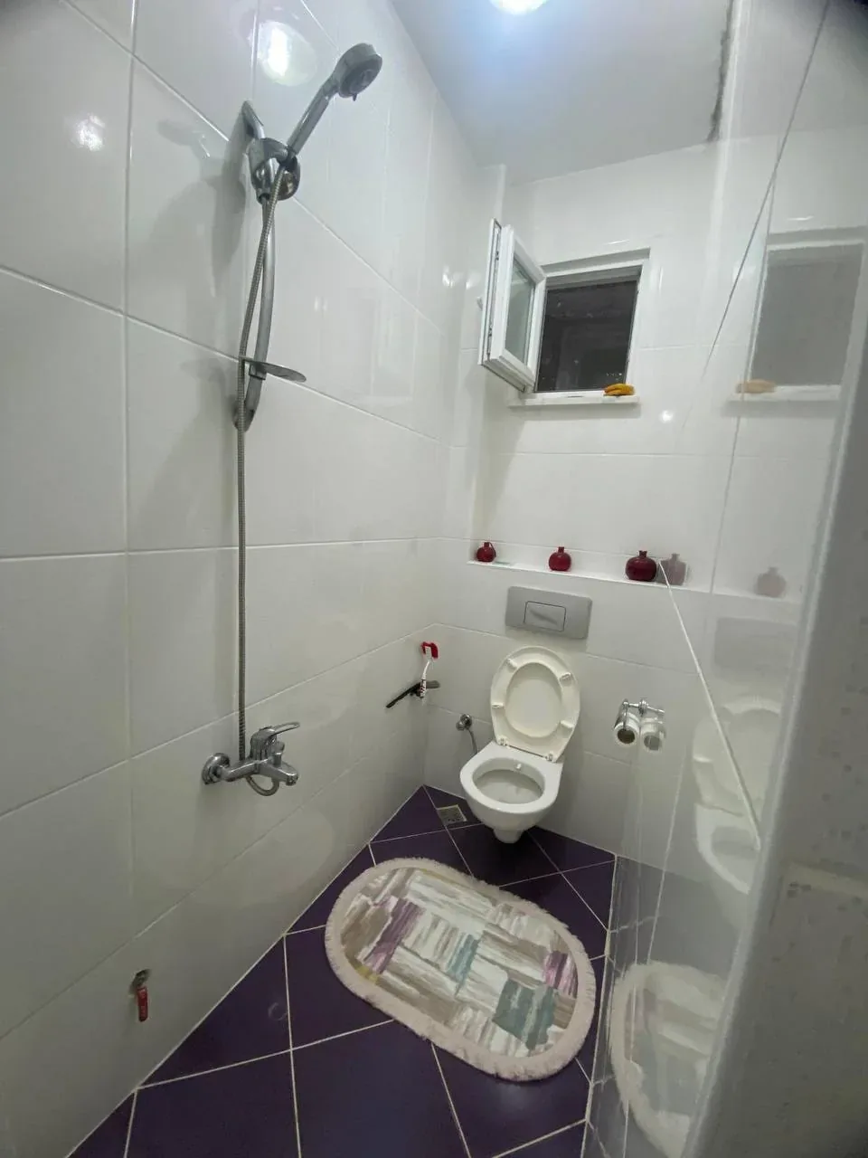 DEVELİ POLAT GAYRİMENKUL - ALPARSLAN MAH. SATILIK BAKIMLI DAİRE