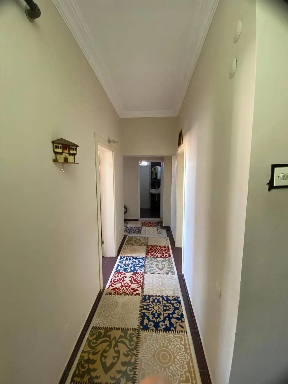 DEVELİ POLAT GAYRİMENKUL - ALPARSLAN MAH. SATILIK BAKIMLI DAİRE
