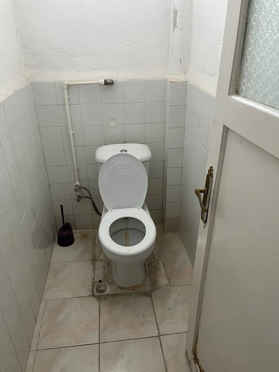 DEVELİ POLAT GAYRİMENKUL-AŞAĞIEVEREK MAH. SATILIK ARA KAT SOBALI DAİRE