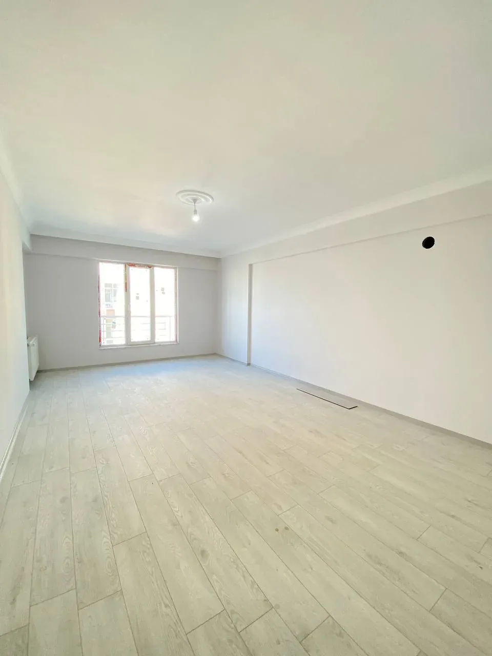 DEVELİ POLAT GAYRİMENKUL - AŞIK SEYRANİ MAH. ANAYOL ÜZERİ SATILIK SIFIR LÜX DAİRE