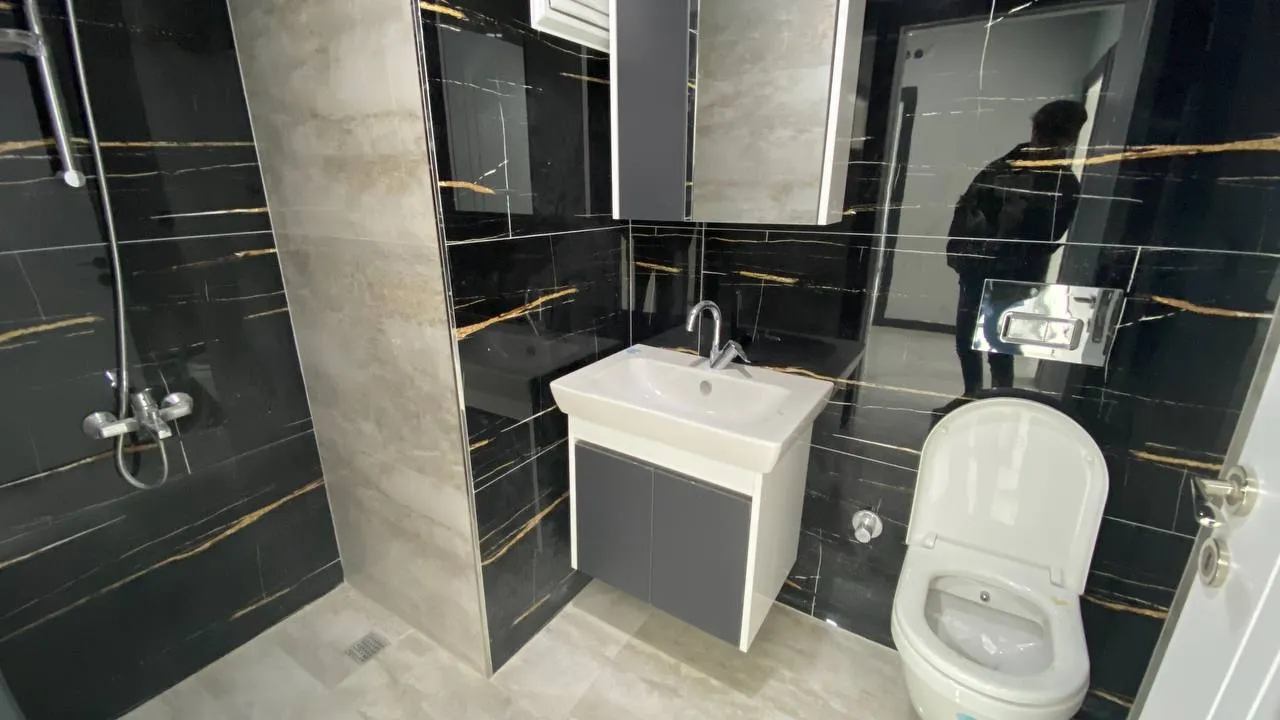 DEVELİ POLAT GAYRİMENKUL - AŞIK SEYRANİ MAH CADDE ÜZERİNDE SATILIK LÜX 2+1 DAİRELER