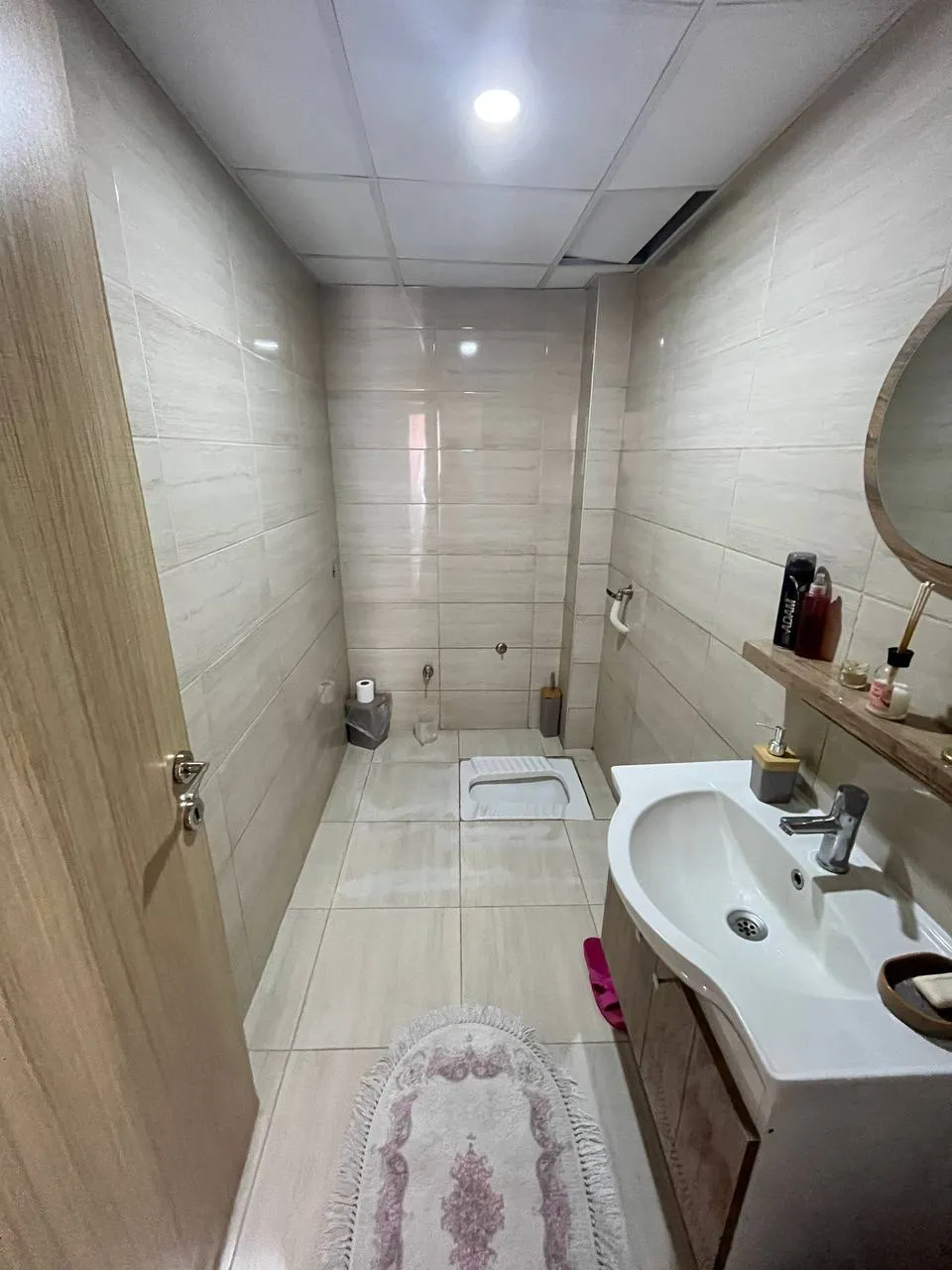 DEVELİ POLAT GAYRİMENKUL-AŞIK SEYRANİ MAH. CEZA EVİ İLERİSİNDE SATILIK GENİŞ BAKIMLI DAİRE
