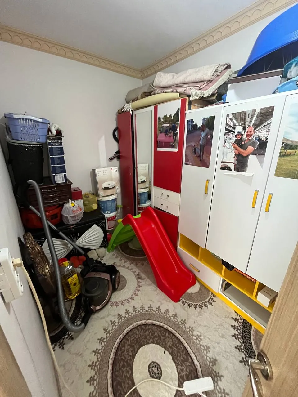 DEVELİ POLAT GAYRİMENKUL-AŞIK SEYRANİ MAH. CEZA EVİ İLERİSİNDE SATILIK GENİŞ BAKIMLI DAİRE