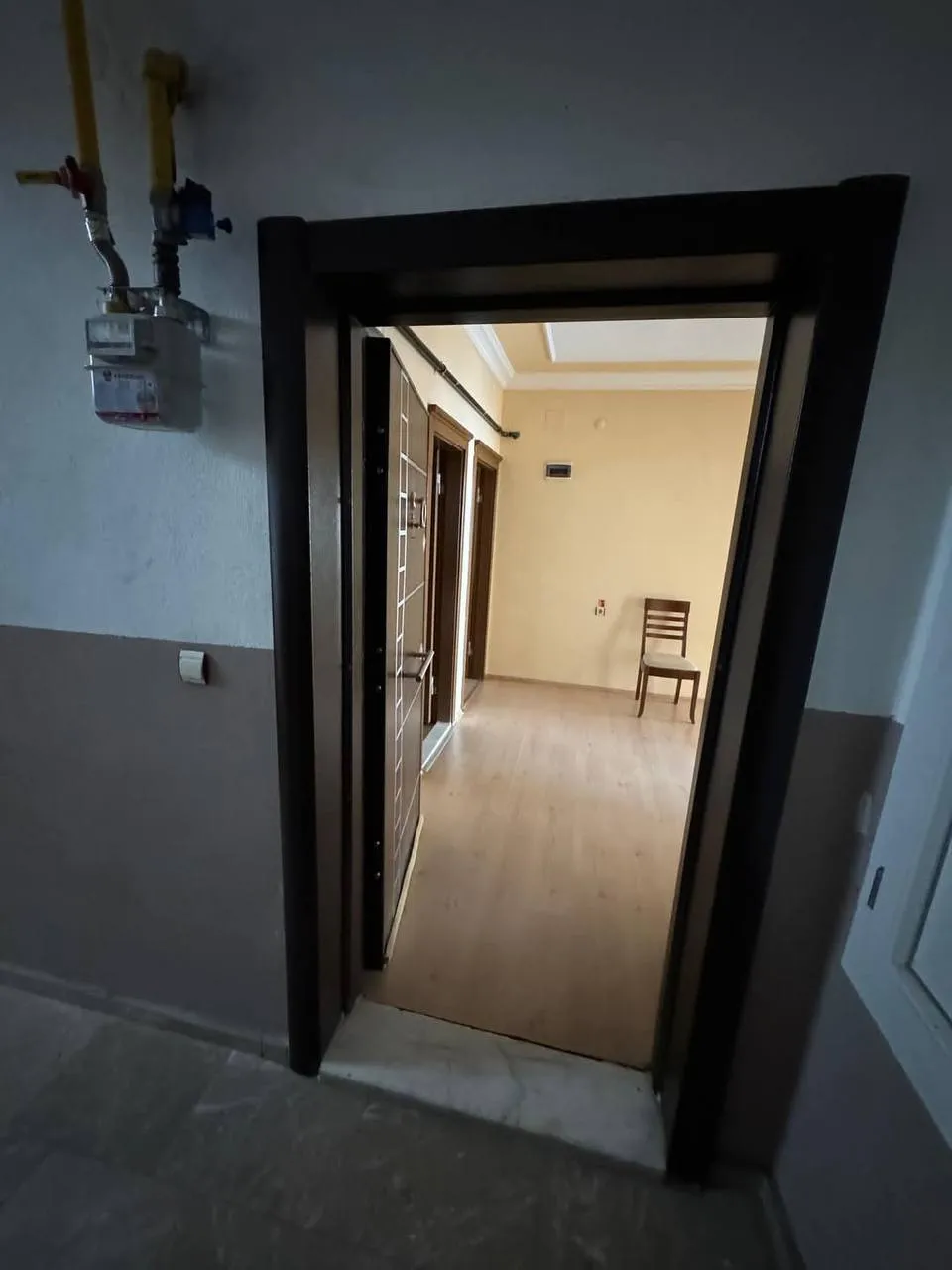 DEVELİ POLAT GAYRİMENKUL - AŞIK SEYRANİ MAH. KİRALIK BAKIMLI ARA KAT DAİRE