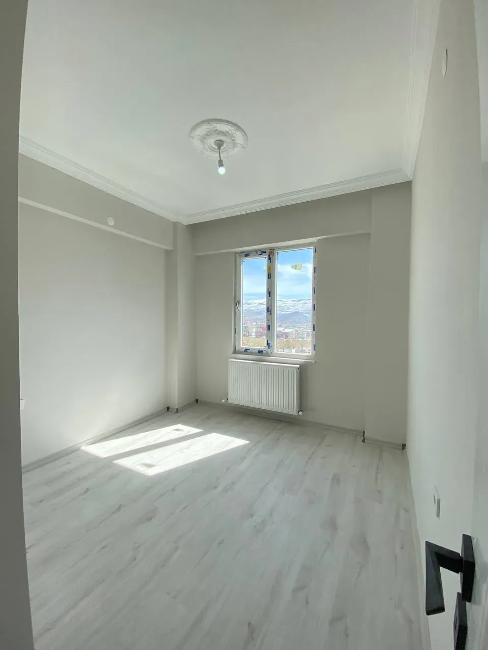 DEVELİ POLAT GAYRİMENKUL-AŞIK SEYRANİ MAH. KİRALIK SIFIR DAİRE