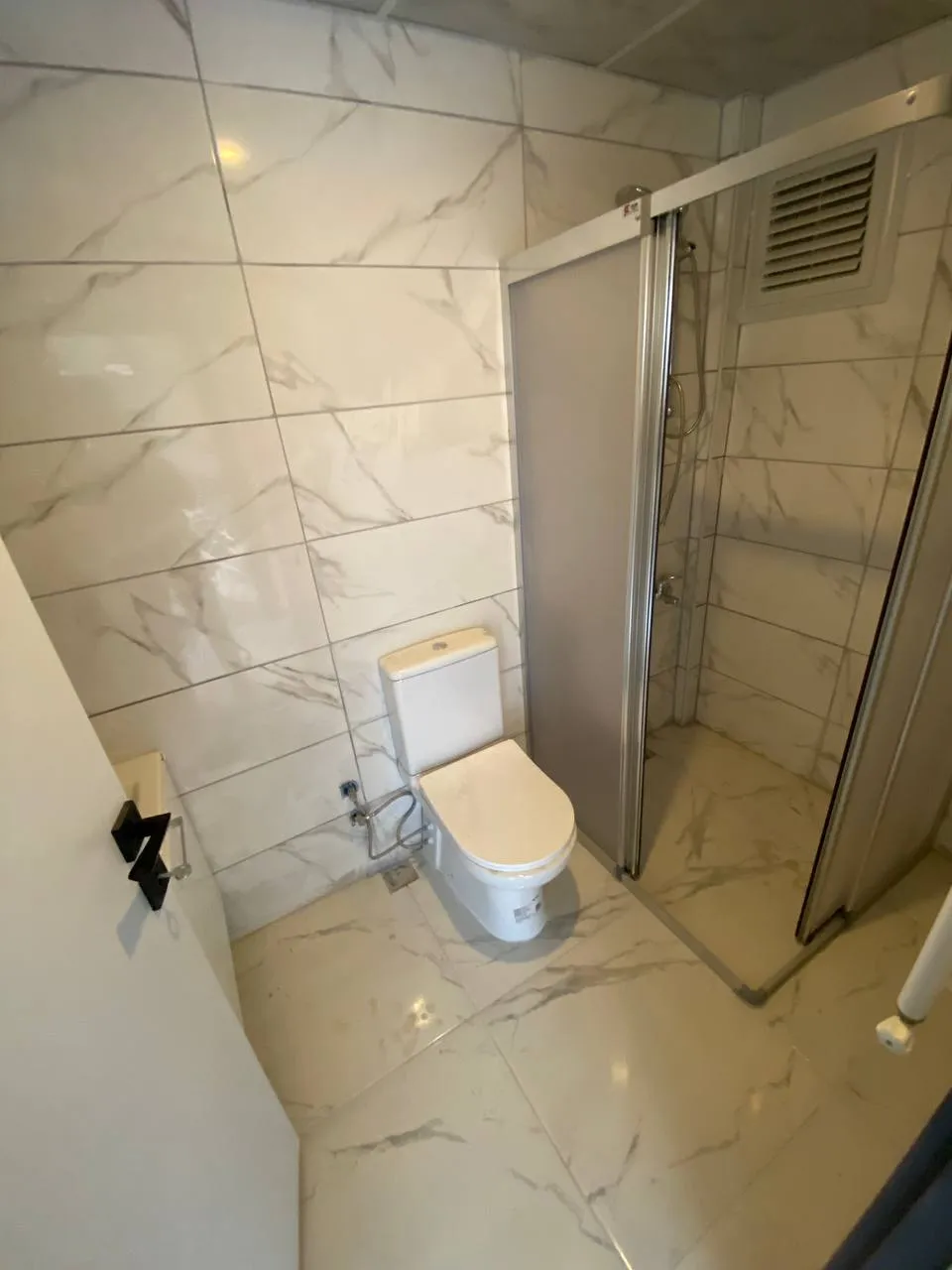 DEVELİ POLAT GAYRİMENKUL - AŞIK SEYRANİ MAH. KİRALIK TEMİZ DAİRE