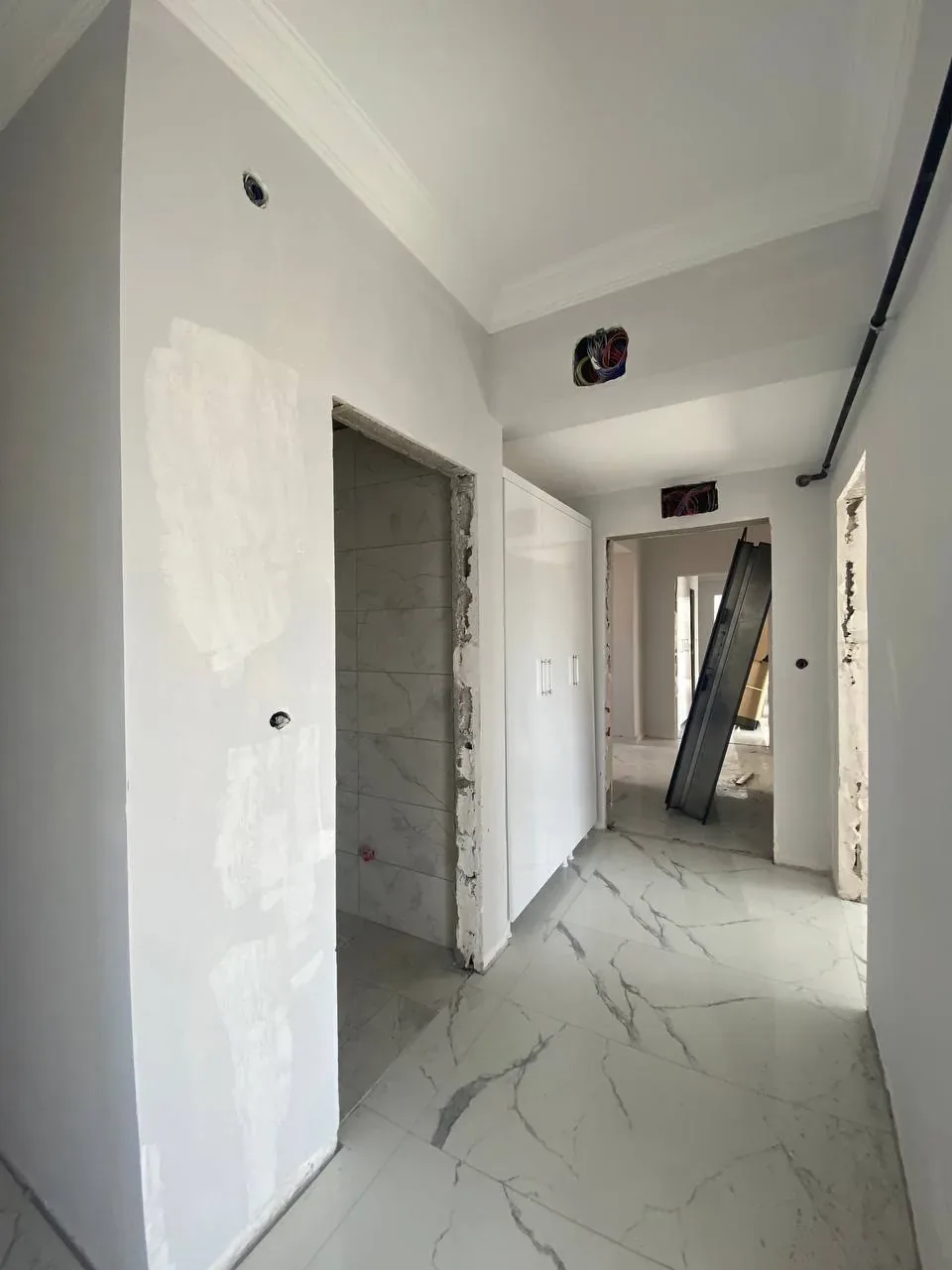 DEVELİ POLAT GAYRİMENKUL - AŞIK SEYRANI MAH. SANAYİ ÜSTÜNDE SATILIK 2 ADET DAİRE