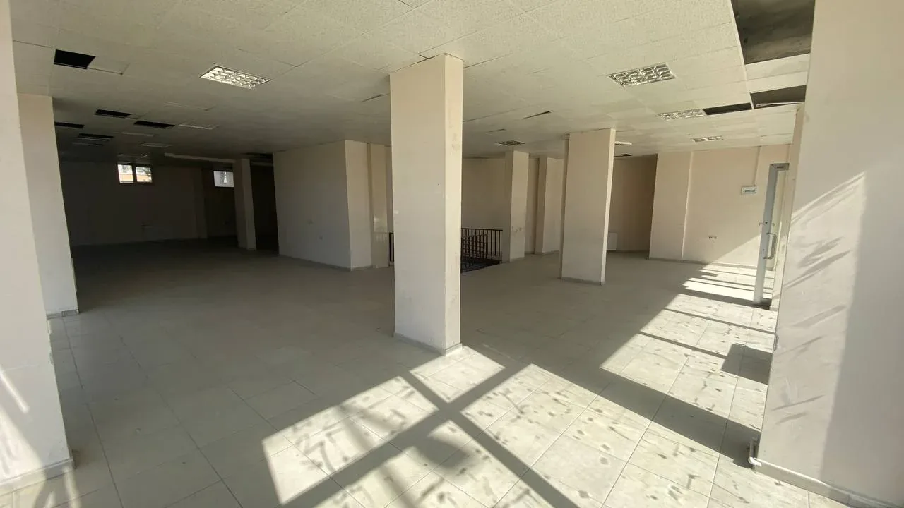 DEVELİ POLAT GAYRİMENKUL - AŞIK SEYRANİ MAH. SATILIK GENİŞ DÜKKAN