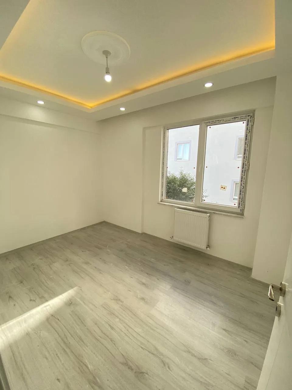 DEVELİ POLAT GAYRİMENKUL-AŞIK SEYRANİ MAH. SATILIK GENİŞ LÜX SIFIR DAİRELER