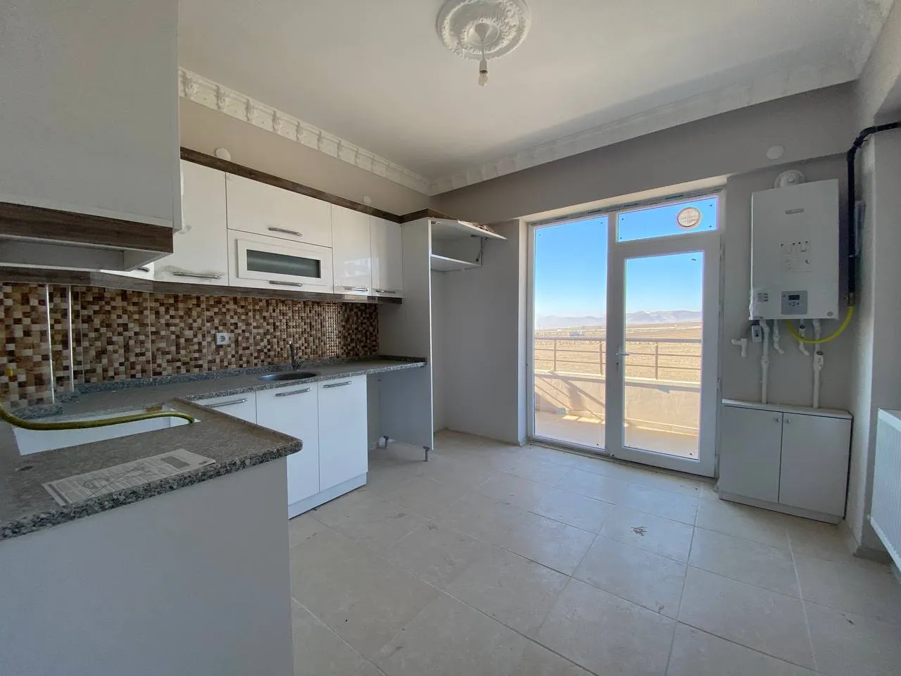 DEVELİ POLAT GAYRİMENKUL-AŞIK SEYRANİ MAH. SATILIK LÜX DAİRE
