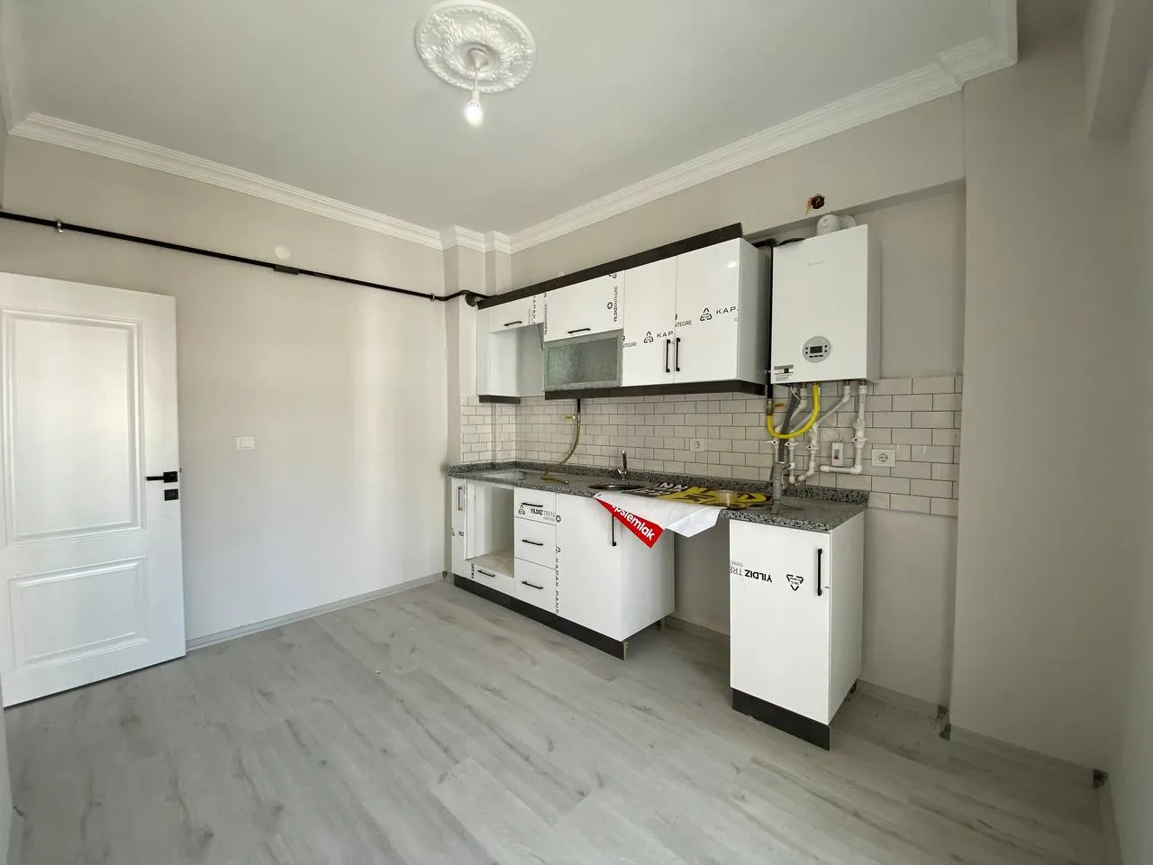 DEVELİ POLAT GAYRİMENKUL-AŞIK SEYRANİ MAH. SATILIK SIFIR DAİRE
