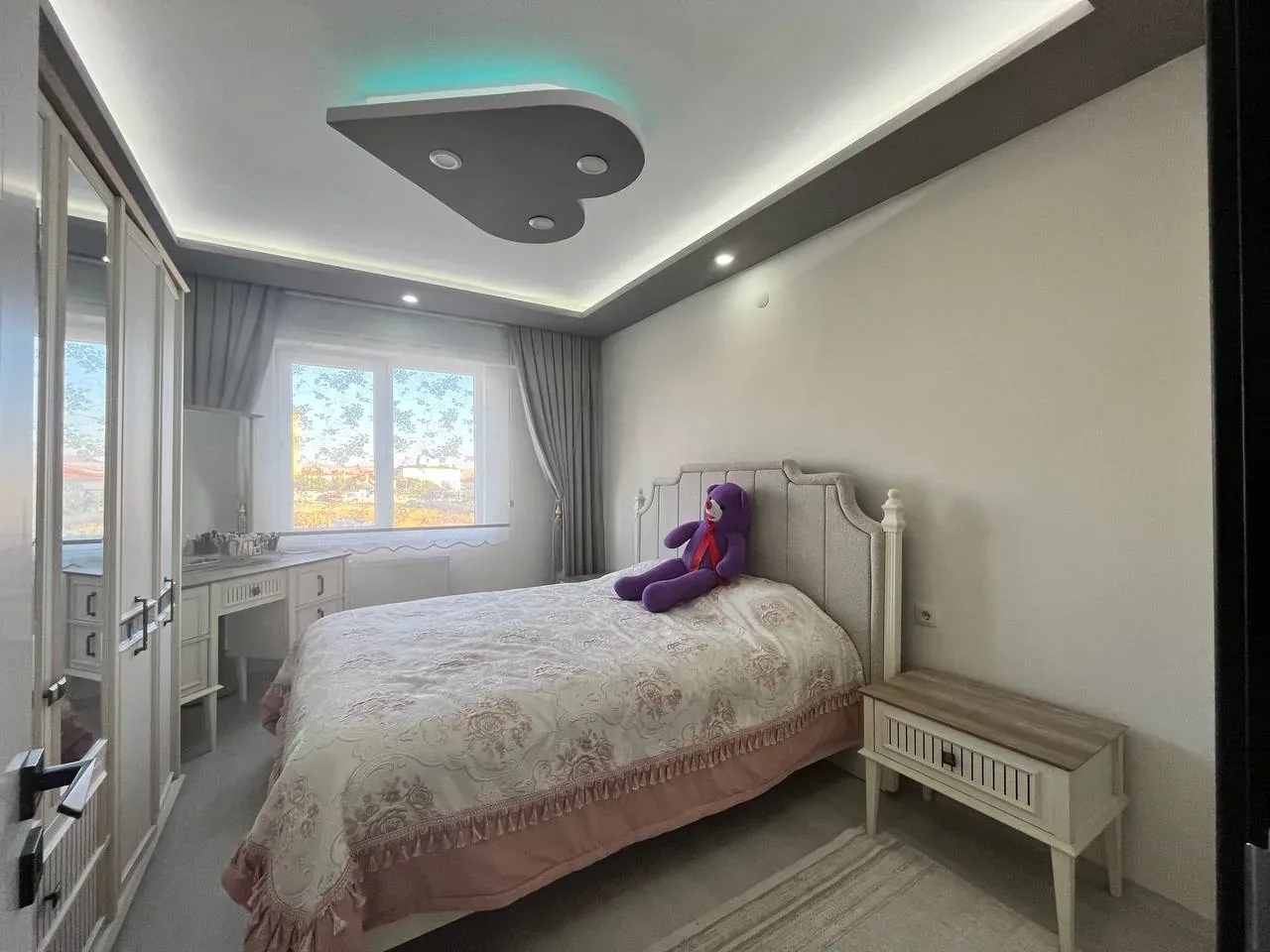 DEVELİ POLAT GAYRİMENKUL - AŞIK SEYRANİ MAH. ULTRA LÜX SATILIK KAÇMAZ ARA KAT DAİRE