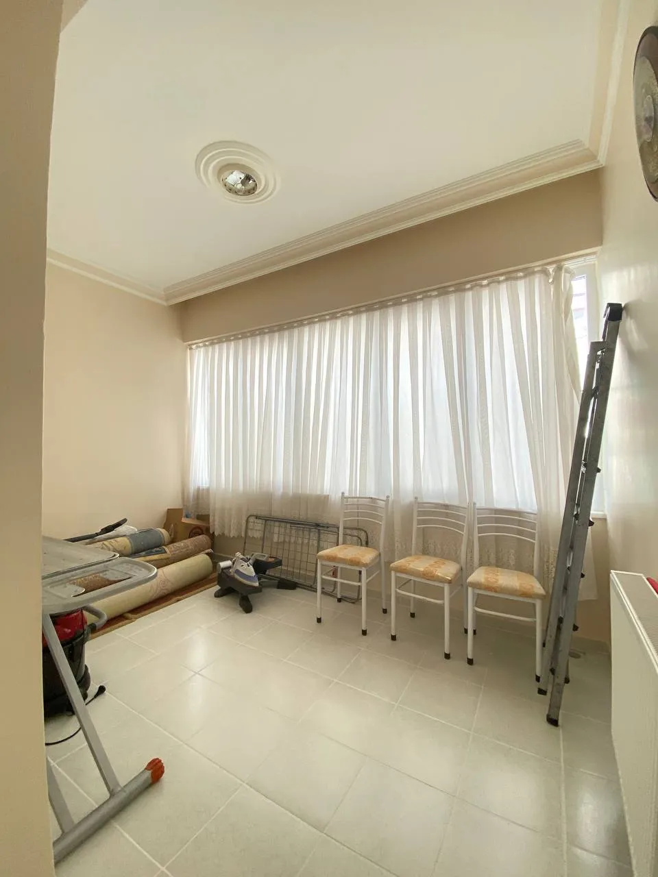 DEVELİ POLAT GAYRİMENKUL-AŞIK SEYRANİ MH. 4+1 ARAKAT DAİRE