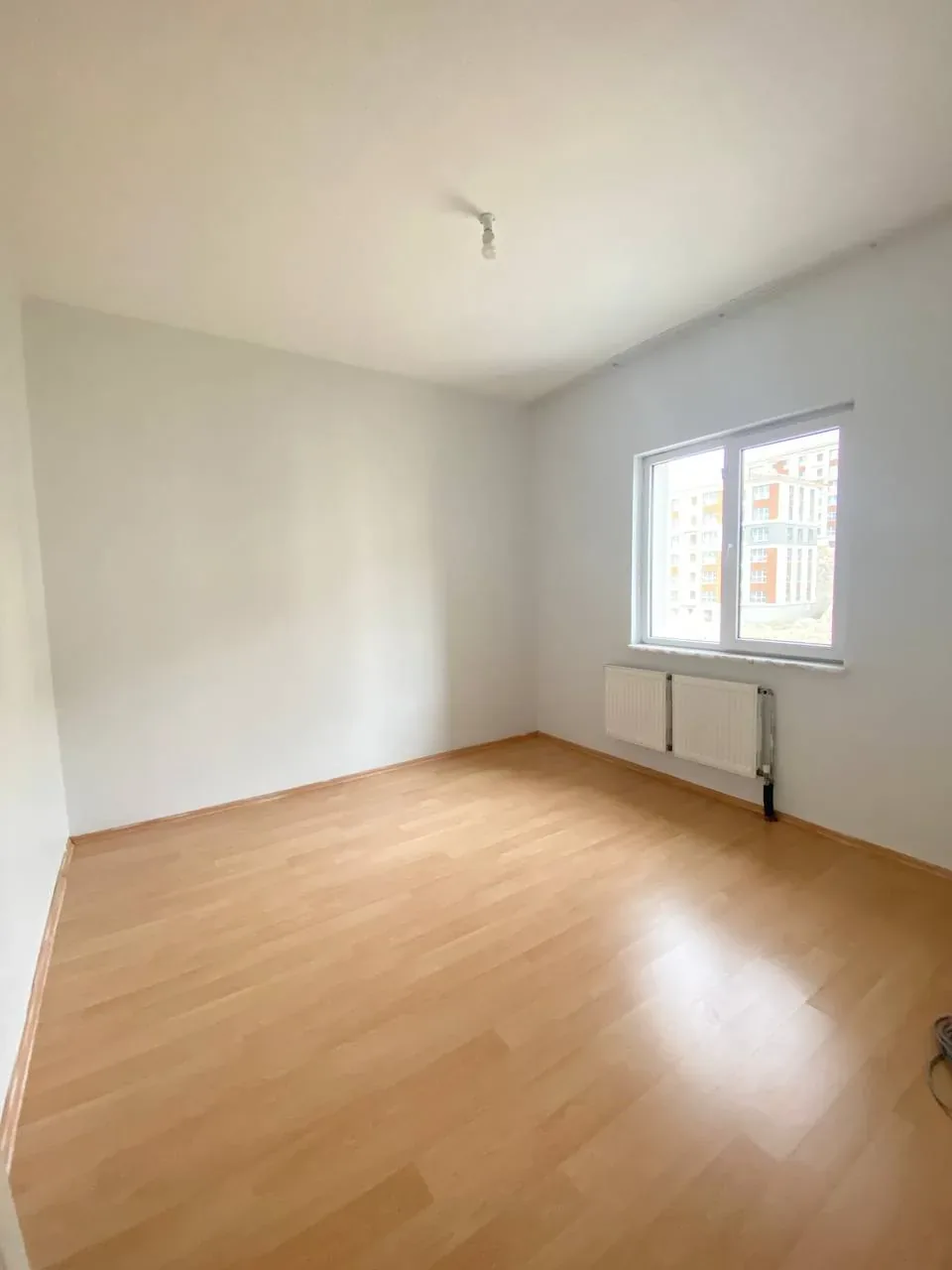 DEVELİ POLAT GAYRİMENKUL - BAHÇEBAŞI MAH. TOKİ DE SATILIK BAKIMLI DAİRE