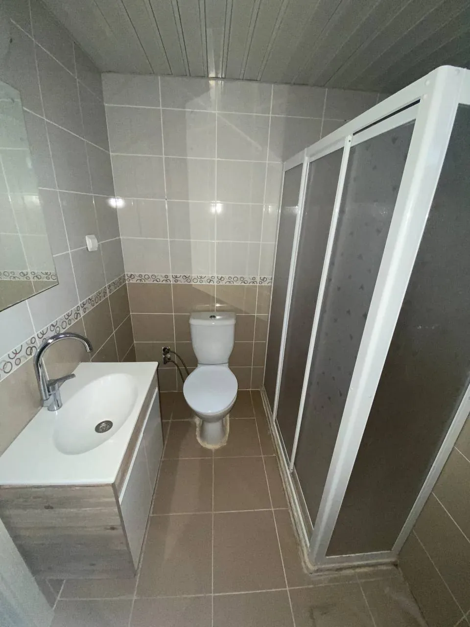 DEVELİ POLAT GAYRİMENKUL - BAHÇEBAŞI MAH. TOKİ DE SATILIK BAKIMLI DAİRE