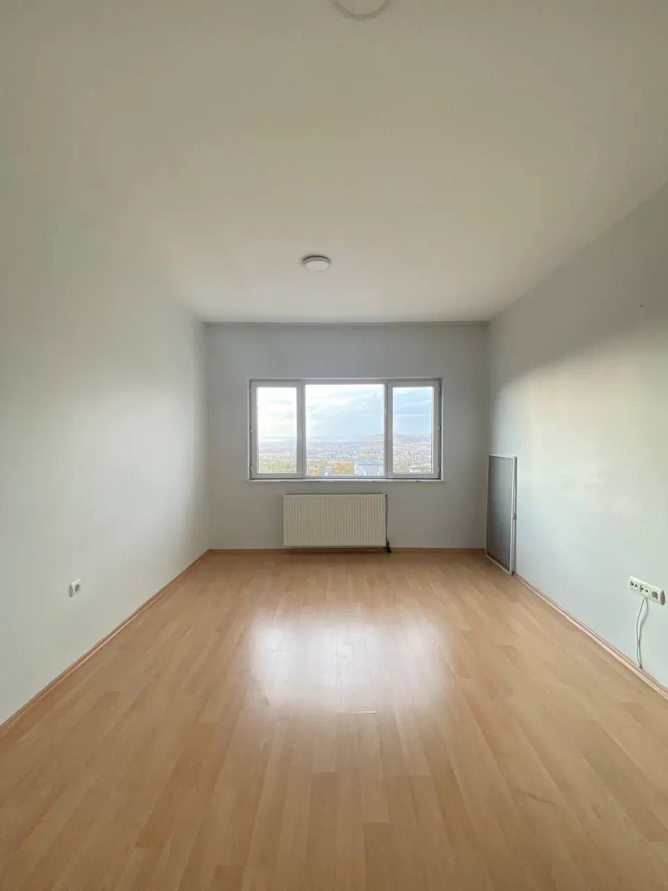 DEVELİ POLAT GAYRİMENKUL - BAHÇEBAŞI MAH. TOKİ DE SATILIK BAKIMLI DAİRE