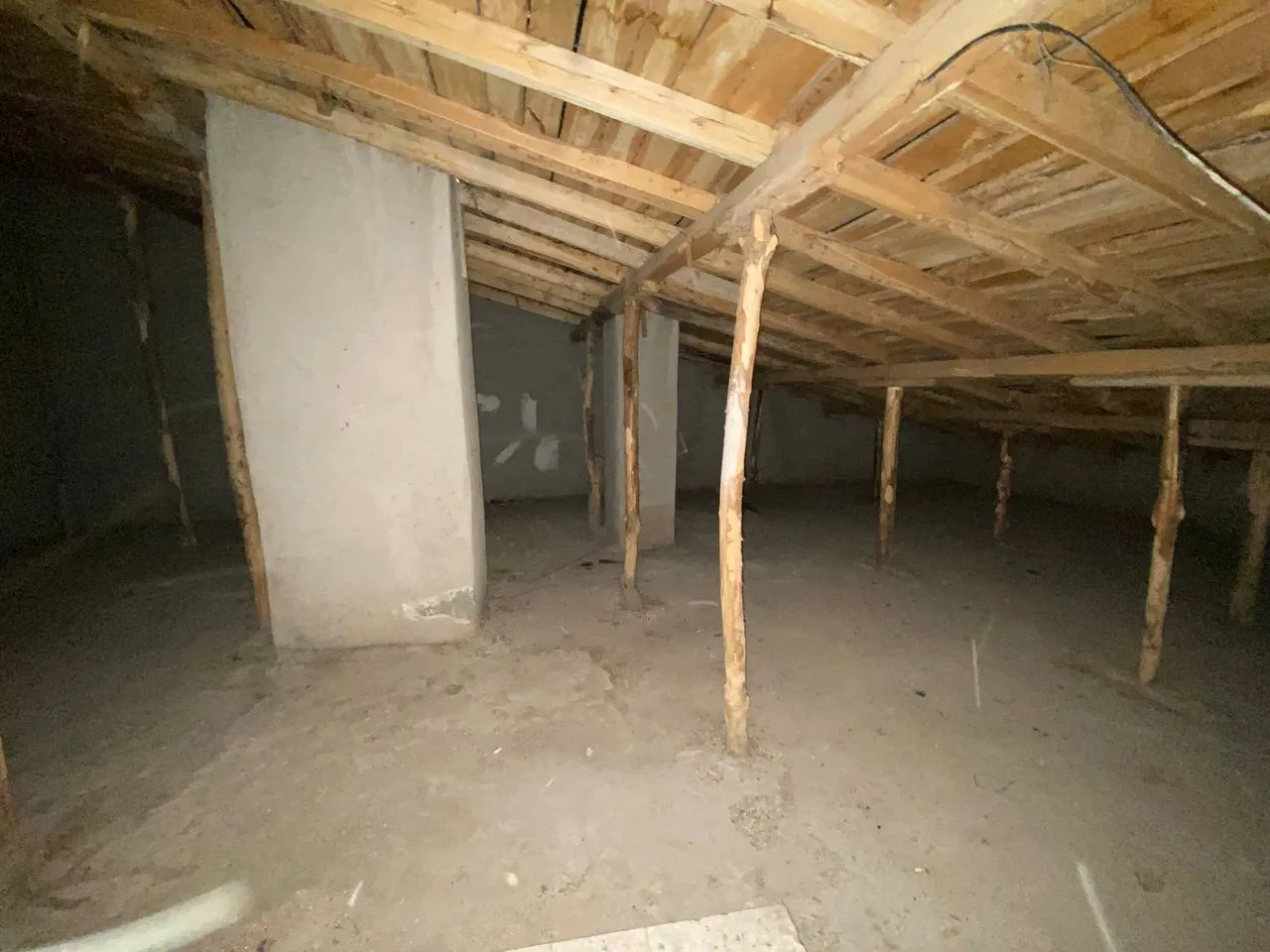 DEVELİ POLAT GAYRİMENKUL-BAHÇELİEVLER MAH. 780 M2 ARSA İÇERİSİNDE SATILIK MÜSTAKİL EV
