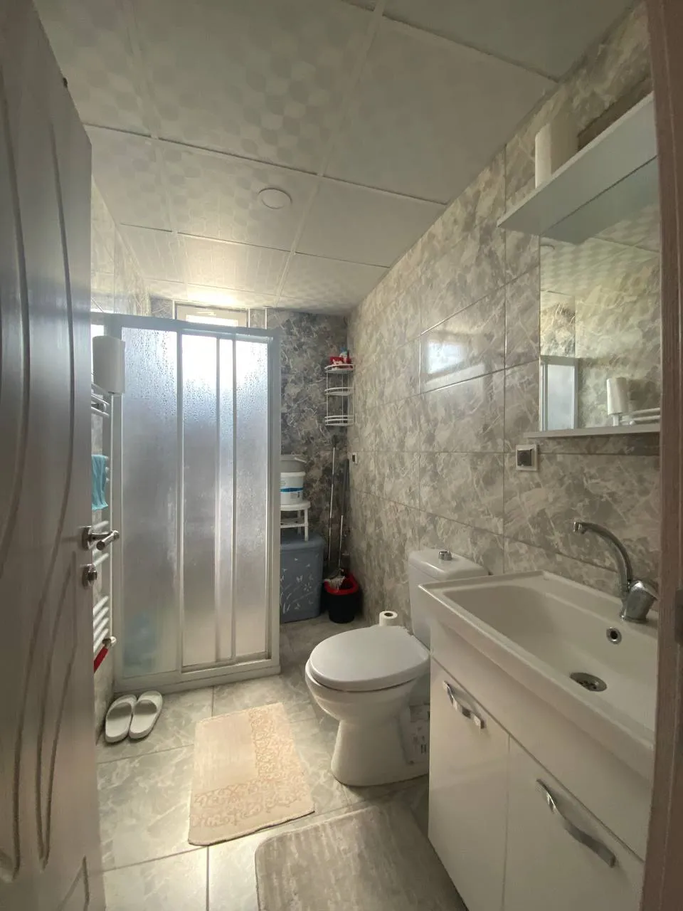 DEVELİ POLAT GAYRİMENKUL-BAHÇELİEVLER MAH. CADDE ÜZERİ SATILIK 1+1 DAİRE
