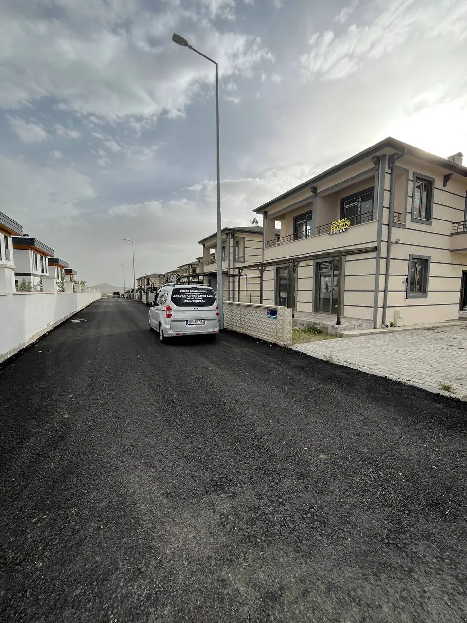 DEVELİ POLAT GAYRİMENKUL-BAHÇELİEVLER MAH. SATILIK ULTRA LÜX VİLLA