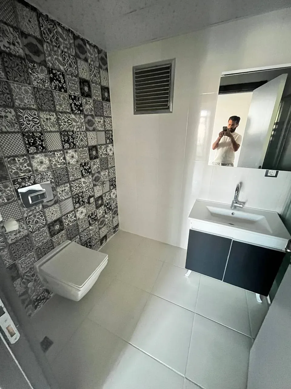 DEVELİ POLAT GAYRİMENKUL-ÇARŞI MERKEZDE KİRALIK 3 ADET DAİRE