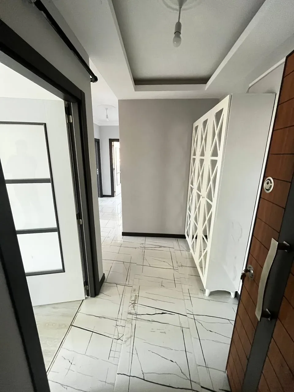 DEVELİ POLAT GAYRİMENKUL-ÇARŞI MERKEZDE KİRALIK 3 ADET DAİRE