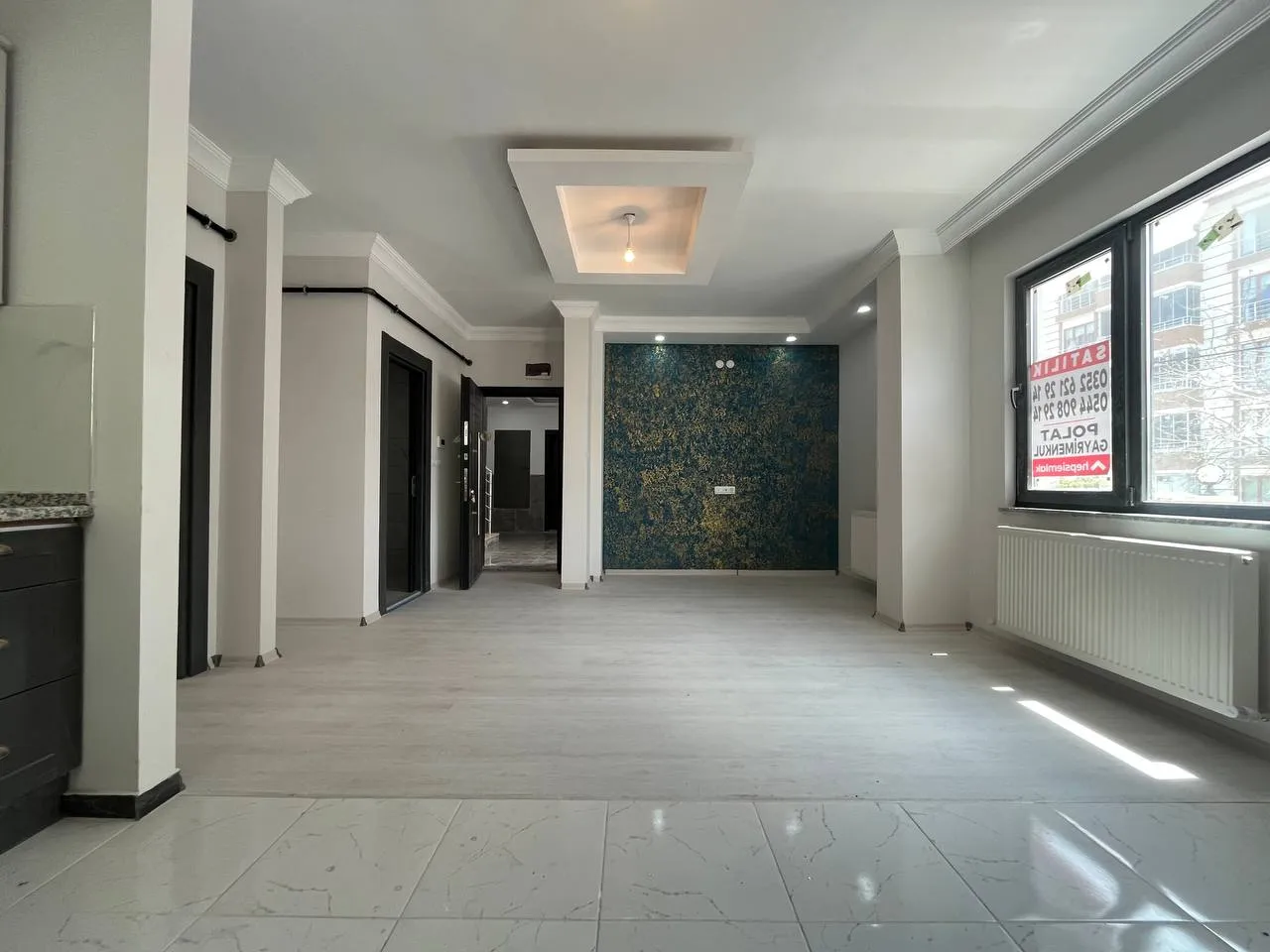 DEVELİ POLAT GAYRİMENKUL-ÇARŞI MERKEZDE SATILIK LÜX DAİRE
