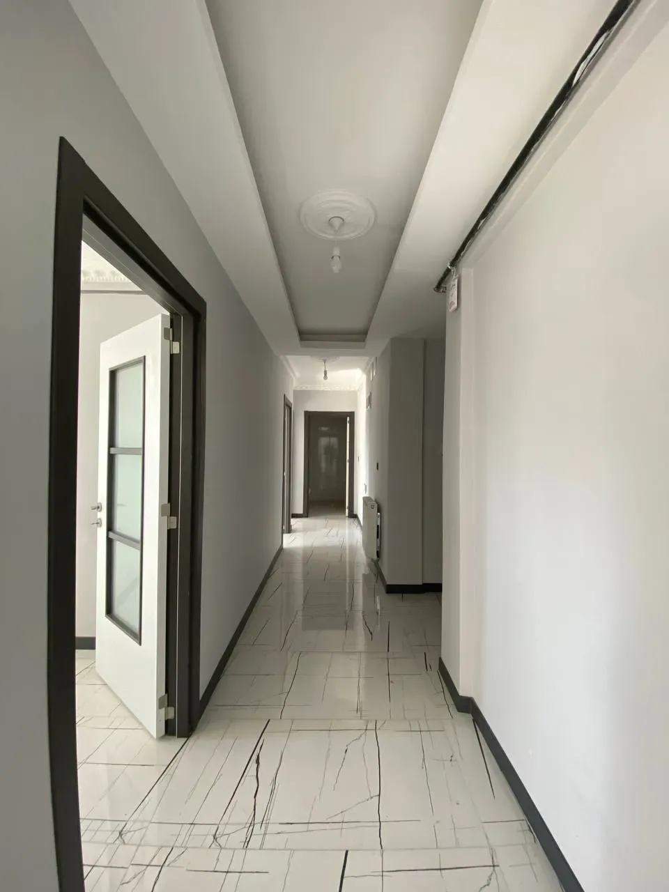 DEVELİ POLAT GAYRİMENKUL-ÇARŞI MERKEZDE KİRALIK 3 ADET DAİRE