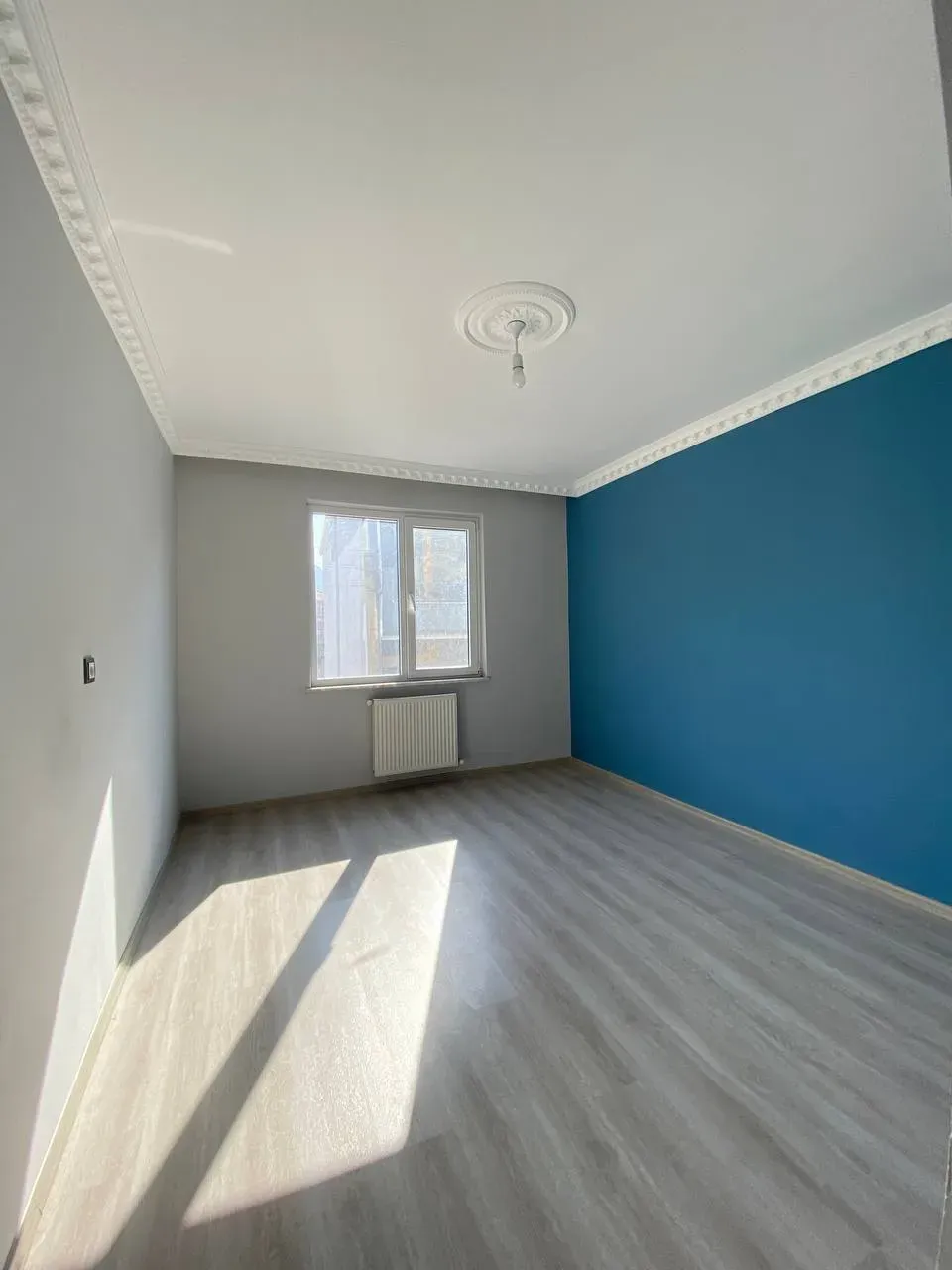 DEVELİ POLAT GAYRİMENKUL-ÇARŞI MERKEZDE KİRALIK 3 ADET DAİRE
