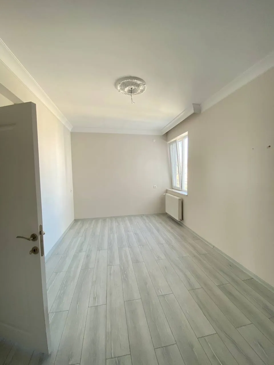 DEVELİ POLAT GAYRİMENKUL - FENESE MAH. ANAYOL ÜZERİNDE 3+1 LÜX KİRALIK DAİRE