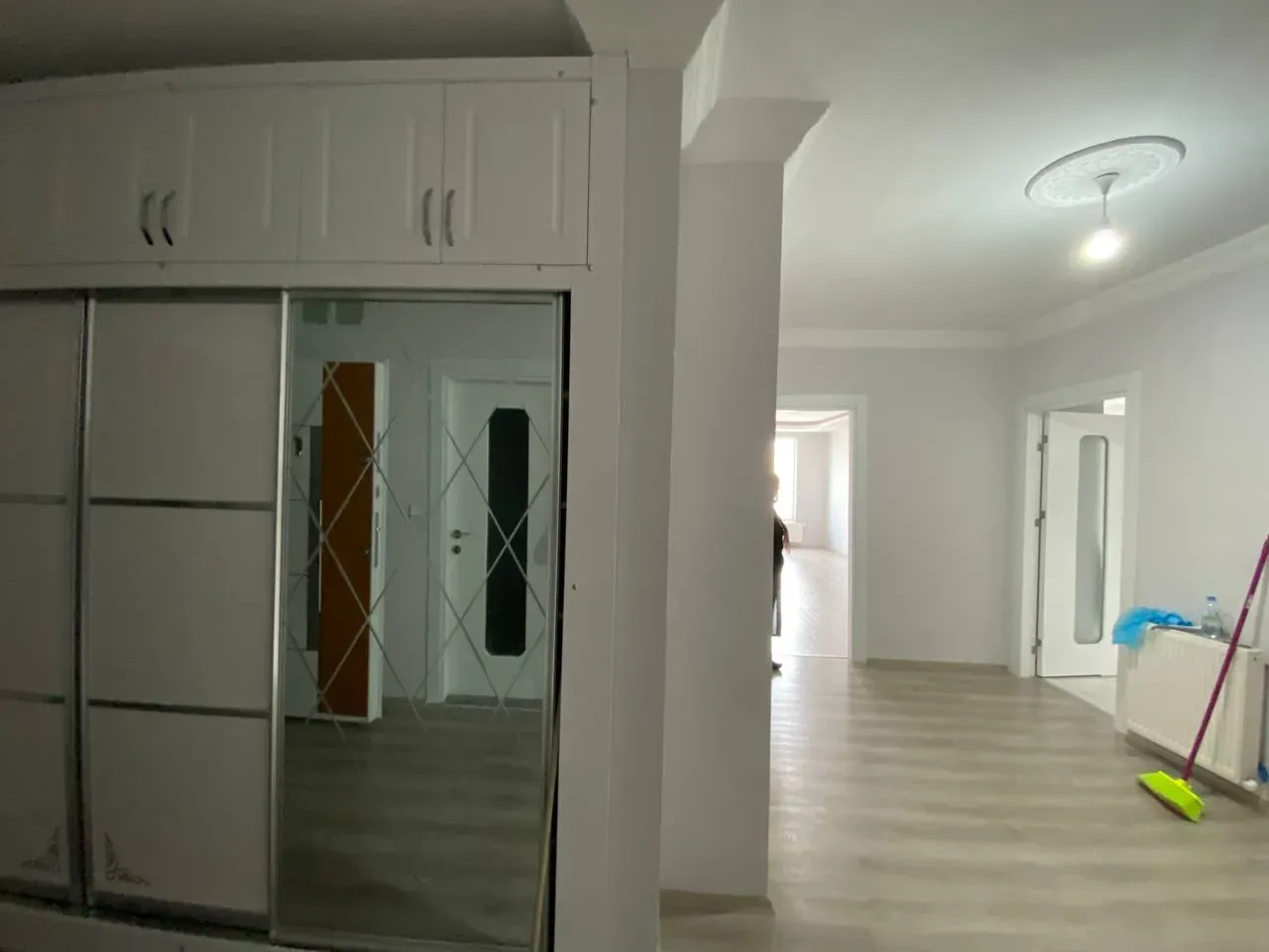 DEVELİ POLAT GAYRİMENKUL - FENESEAŞAĞI MAH. KİRALIK GENİŞ DAİRE