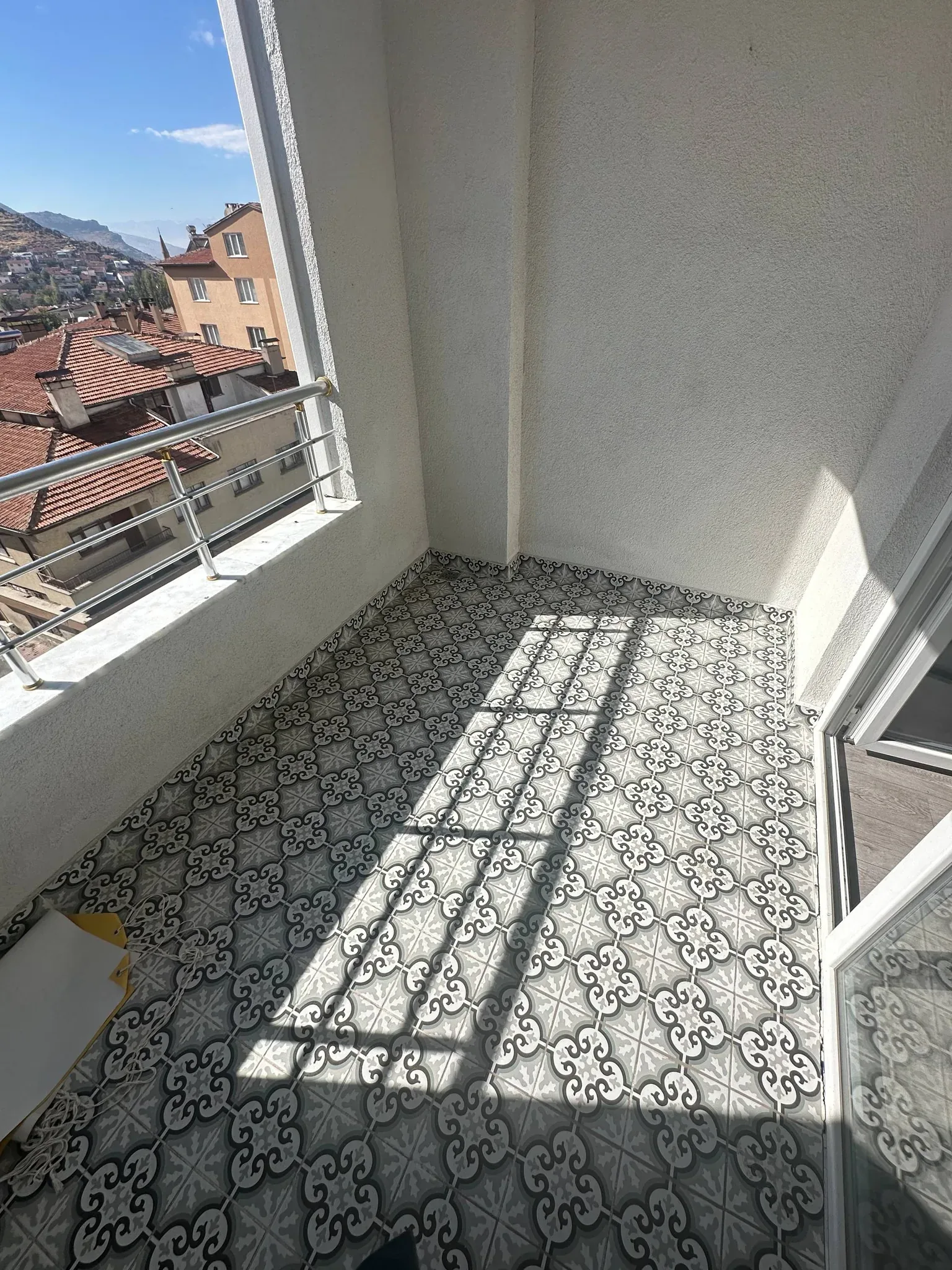 DEVELİ POLAT GAYRİMENKUL - FENESEAŞAĞI MAH. KİRALIK TEMİZ UYGUN DAİRE