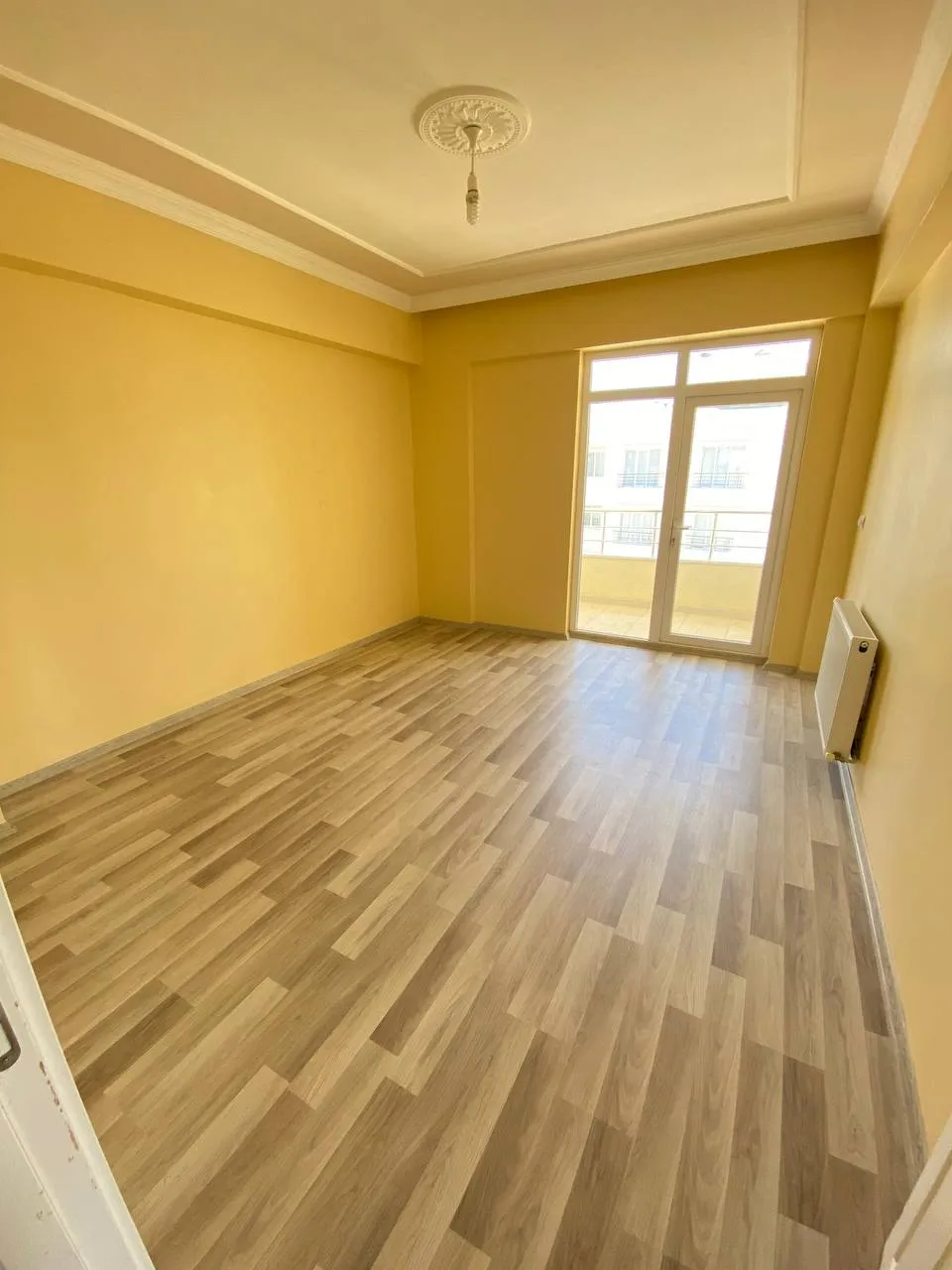 DEVELİ POLAT GAYRİMENKUL - HARMAN MAH KİRALIK MASRAFSIZ DAİRE
