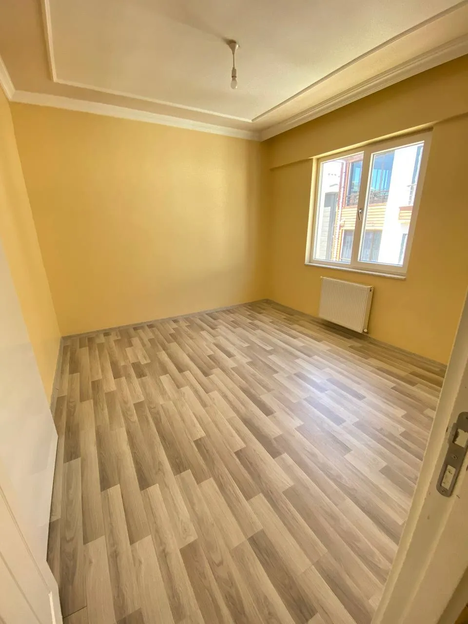 DEVELİ POLAT GAYRİMENKUL - HARMAN MAH KİRALIK MASRAFSIZ DAİRE