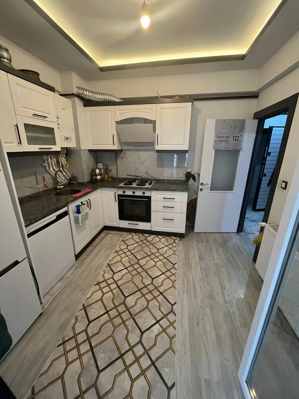 DEVELİ POLAT GAYRİMENKUL-HARMAN MAH. MASRAFSIZ SATILIK GENİŞ 2+1 DAİRE