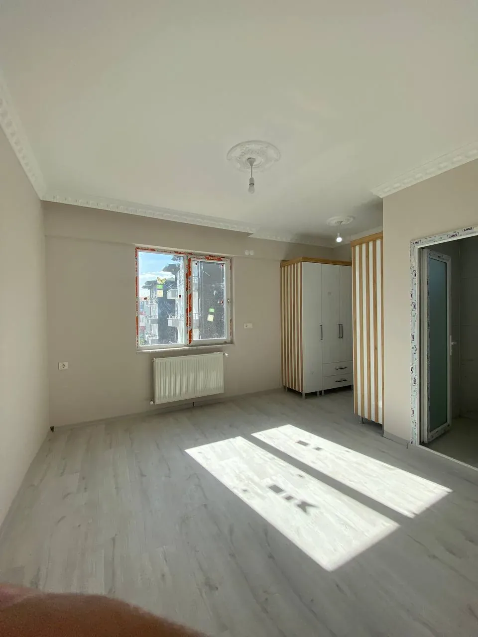 DEVELİ POLAT GAYRİMENKUL - HARMAN MAH. SATILIKA ARA KAT ULTRA LÜX DAİRE