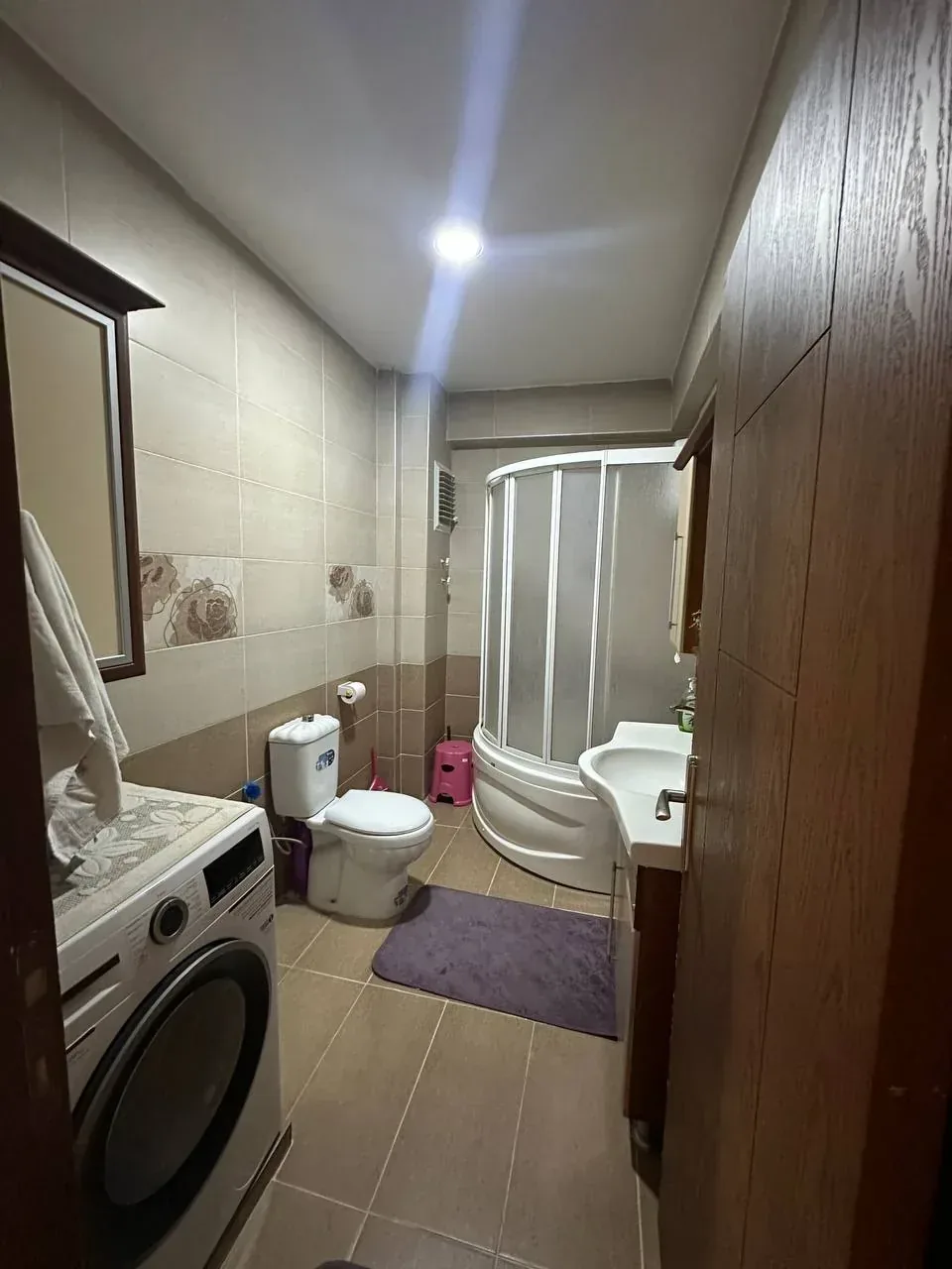 DEVELİ POLAT GAYRİMENKUL - İBRAHİMAĞA MAH. ÇARŞI MERKEZDE SATILIKA ARA KAT BAKIMLI DAİRE