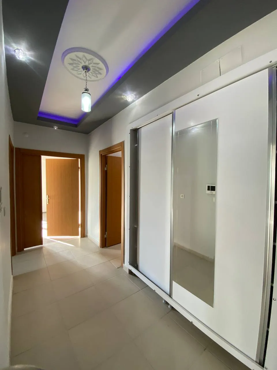 DEVELİ POLAT GAYRİMENKUL - İBRAHİMAĞA MAH. PAZAR MEVKİİ SATILIK BAKIMLI DAİRE
