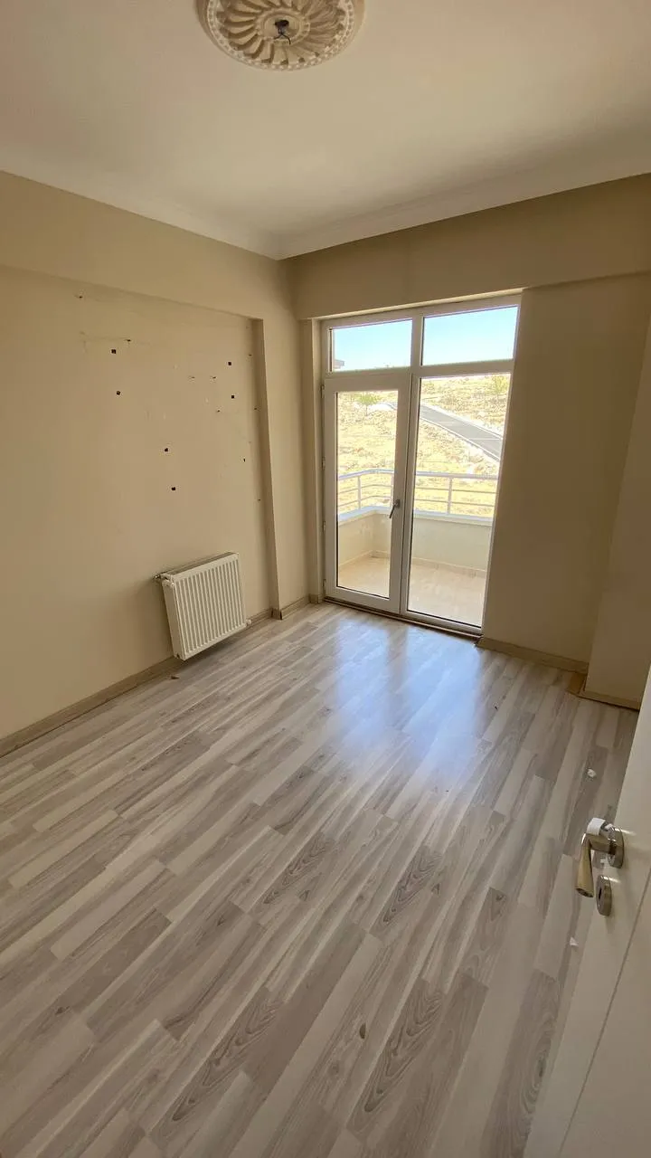 DEVELİ POLAT GAYRİMENKUL - MEHMET AKİF ERSOY MAH. KAÇIRILMAYCAK FIRSATTA SATILIK 3+1 DAİRE