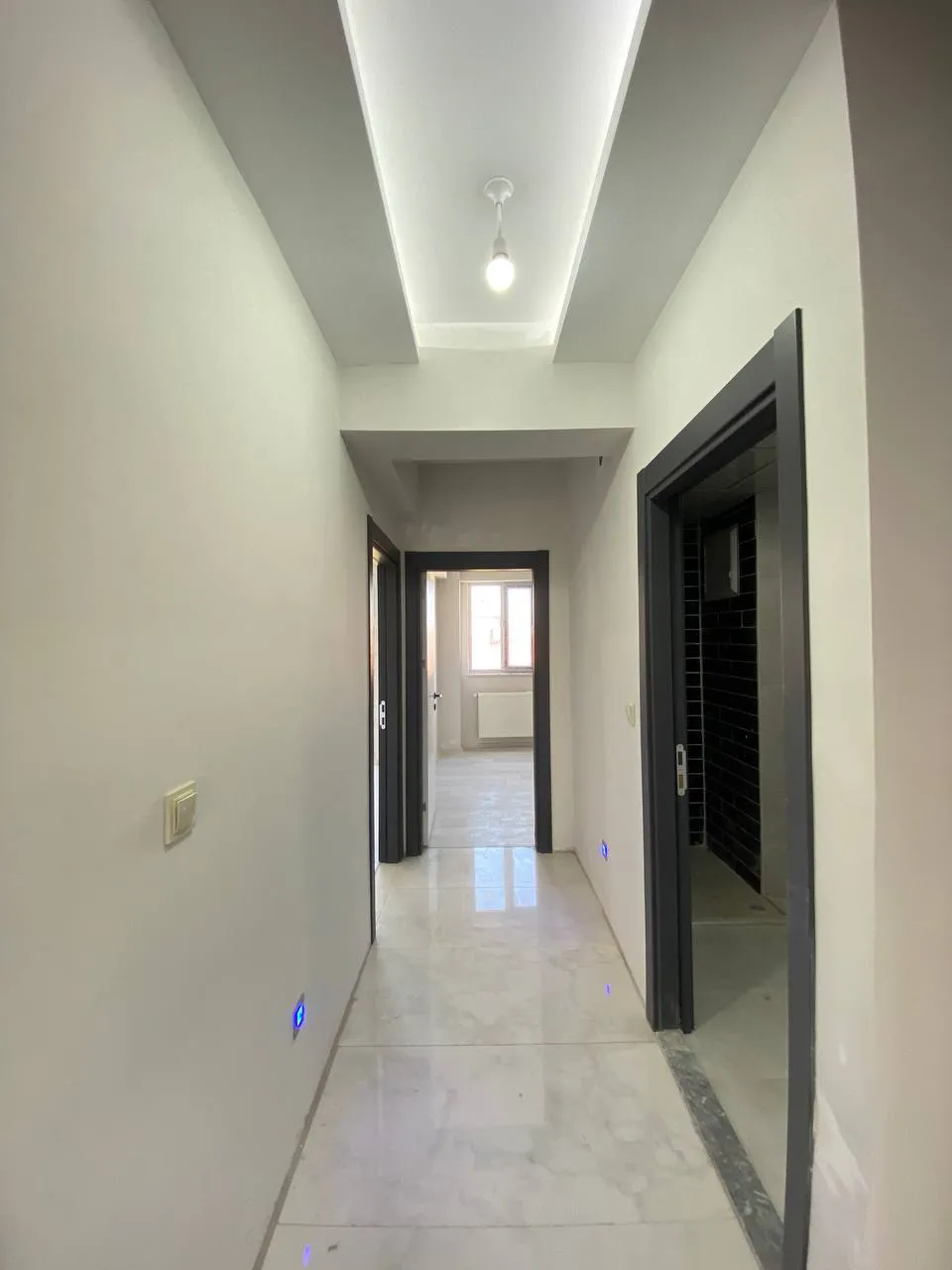 DEVELİ POLAT GAYRİMENKUL - TEKİR CAD. ÜZERİNDE SATILIK LÜX DAİRELER