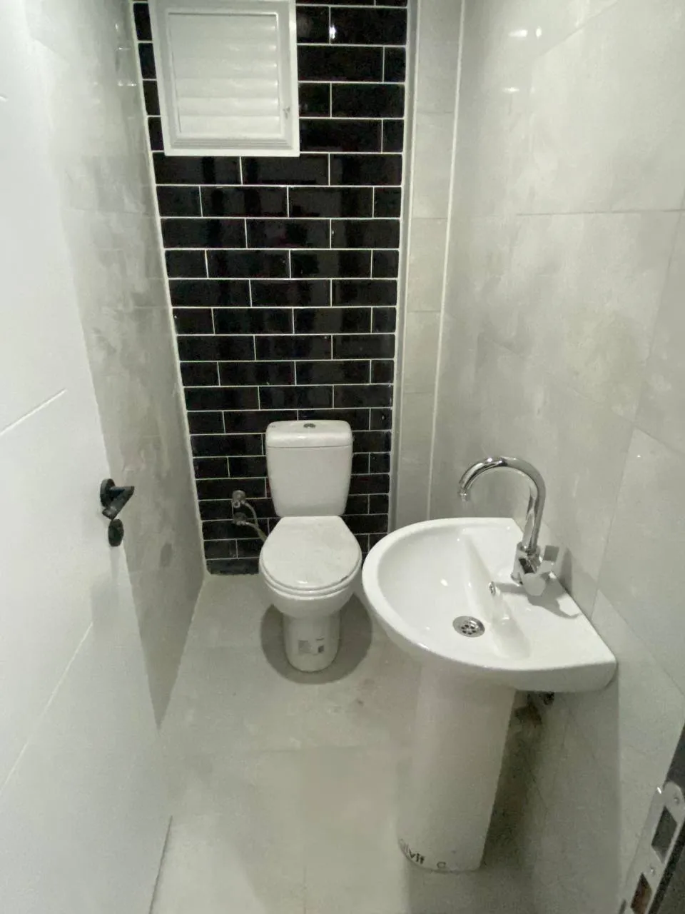 DEVELİ POLAT GAYRİMENKUL - TEKİR CADDESİ ÜZERİNDE SATILIK 3+1 LÜX DAİRE