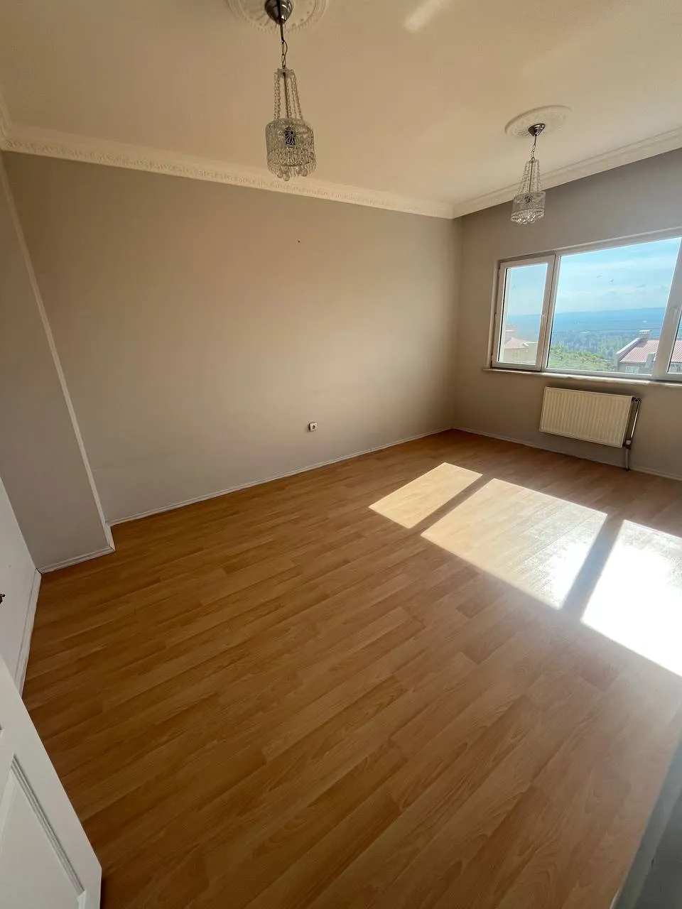 DEVELİ POLAT GAYRİMENKUL- TOKİ DE KİRALIK BAKIMLI DAİRE