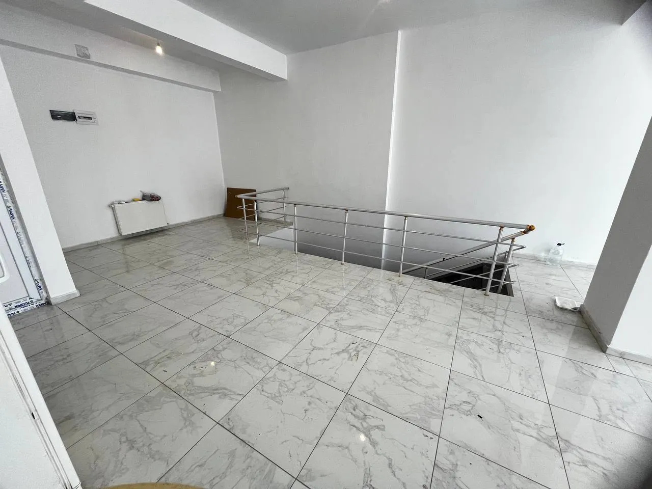 DEVELİ POLAT GAYRİMENKUL- YENİ HAS. MEVKİİNDE KİRALIK FIRSAT DÜKKAN