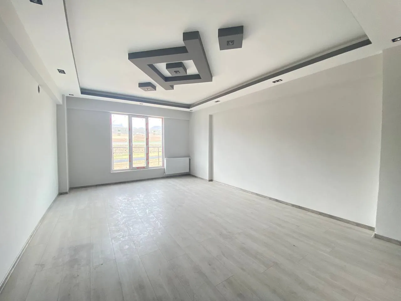 DEVELİ POLAT GAYRİMENKUL-YENİ HAS. MEVKİİNDE ULTRA LÜX GENİŞ SATILIK 4+1 FIRSAT DAİRE