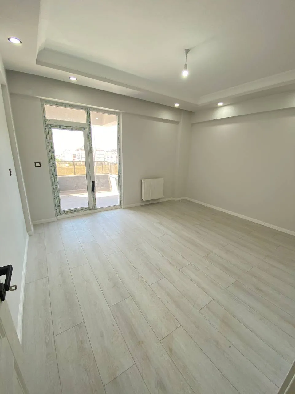 DEVELİ POLAT GAYRİMENKUL - YENİ HAS. MEVKİİNDE ULTRA LÜX SIFIR KİRALIK DAİRE