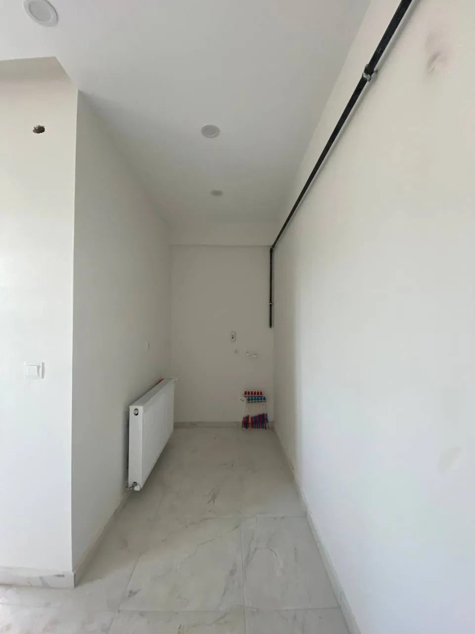 DEVELİ POLAT GAYRİMENKUL - YENİ HASTANE MEVKİİ SATLIK SIFIR DAİRE