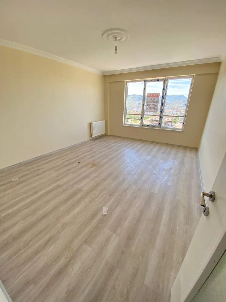 DEVELİ POLAT GAYRİMENKUL-YENİ HASTANE MEVKİİNDE FIRSAT KİRALIK LÜX DAİRE