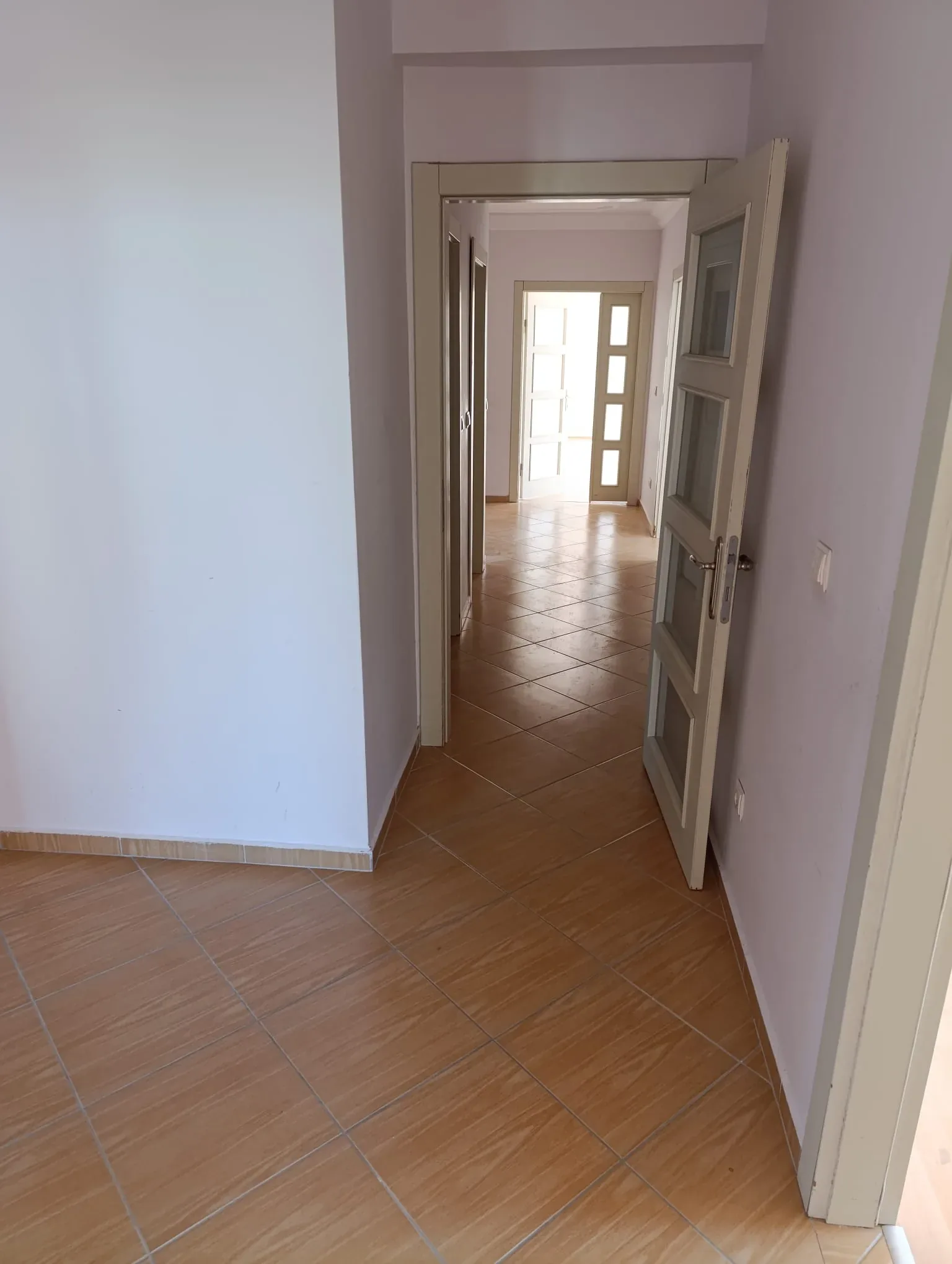 DEVELİ POLAT GAYRİMENKUL - YENİ MAH. KİRALIK 4+1 GENİŞ DAİRE