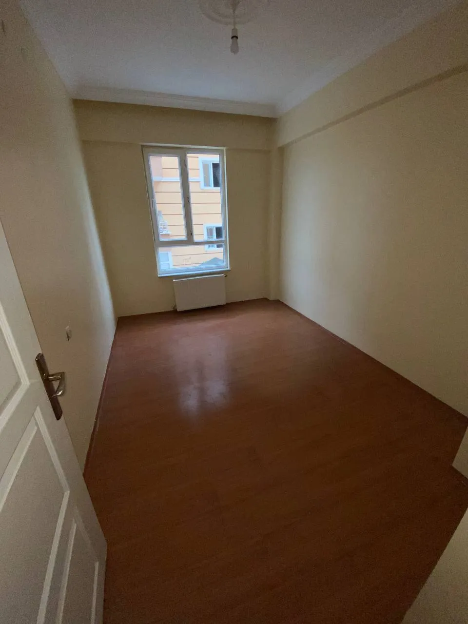 DEVELİ POLAT GAYRİMENKUL - YENİ MAH. KİRALIK BAKIMLI DAİRE
