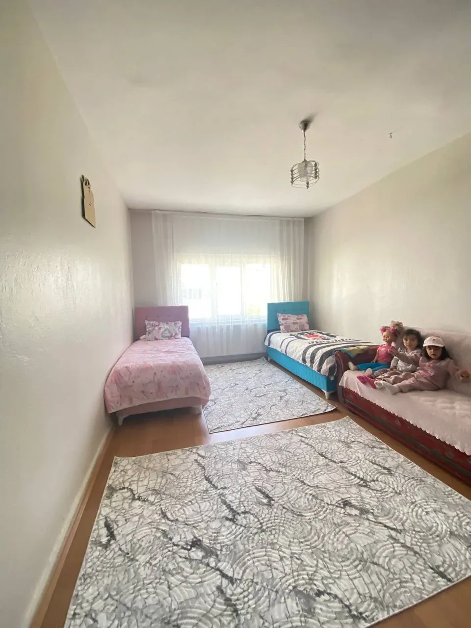DEVELİ POLAT GAYRİMENKUL - YENİ MAH. SATILIK BAKIMLI ARA KAT DAİRE
